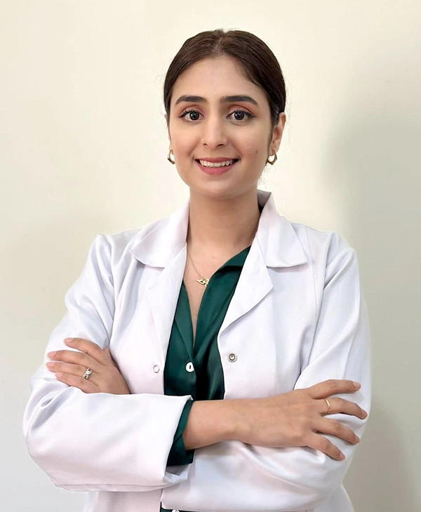 Dr. Mahnoor Jalbani – Dermatologist & Certified Aesthetic Specialist at SLA Aesthetics Clinic